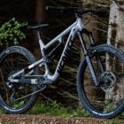 NS Bikes Soda sopii hyppyihin ja bike park käyttöön